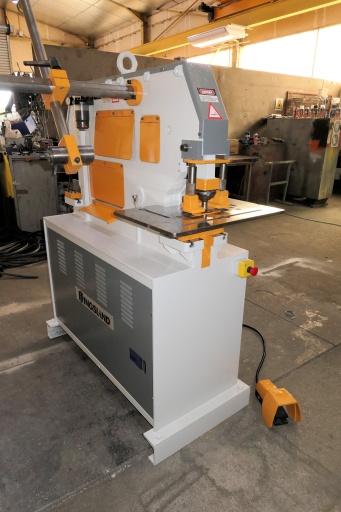 Poinconneuse universelle KINGSLAND COMPACT 45